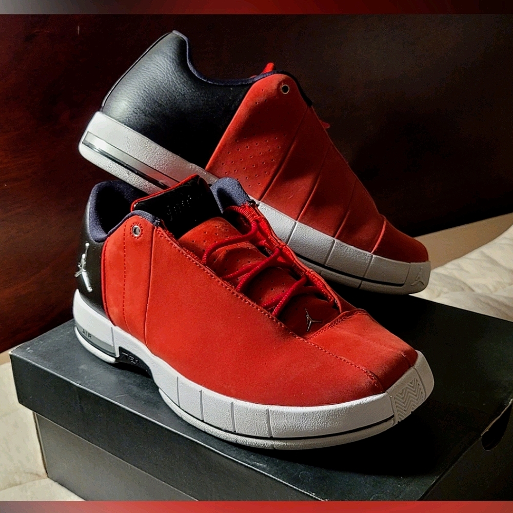 Air Jordan TE 2 Low Gym Red